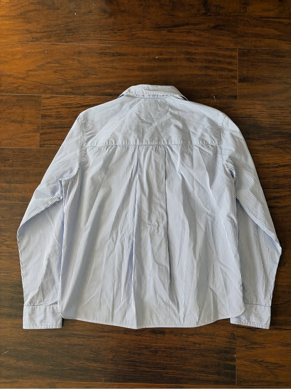 Frank and Eileen untuckable Silvio button up shirt size XS - Picture 4 of 4